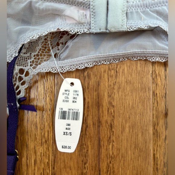 Victoria’s Secret Very Sexy Demi Lace Bra, Thong and Garter Set - Picture 13 of 13